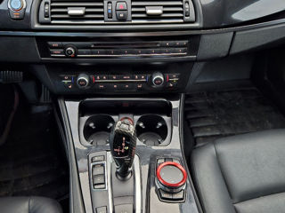 BMW 5 Series foto 10