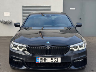 BMW 5 Series foto 2