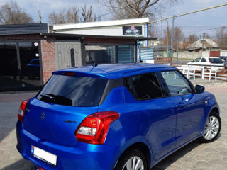 Suzuki Swift foto 3