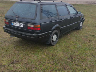 Volkswagen Passat foto 2