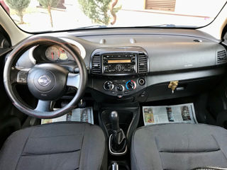 Nissan Micra foto 9