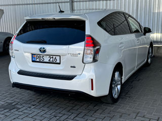 Toyota Prius + foto 3