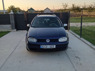 Volkswagen Golf foto 1