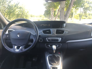 Renault Grand Scenic foto 10