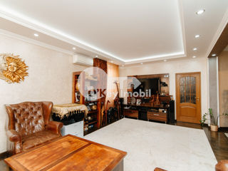 Casă în 2 nivele 350 mp, teren 6.2 ari, Buiucani 399.000 € foto 3