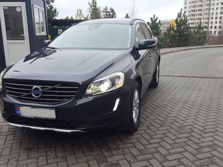 Volvo XC60 foto 1