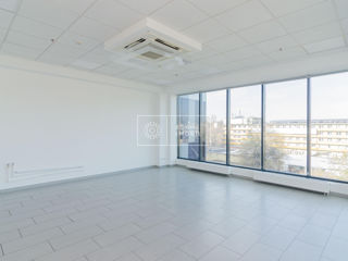 Chirie, Forum, oficiu, 150 m.p, 2250€ foto 13