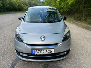 Renault Grand Scenic foto 8