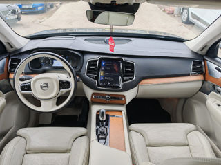 Volvo XC90 foto 11