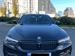 BMW 5 Series foto 2