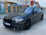 BMW 5 Series foto 3