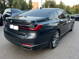 BMW 7 Series foto 6