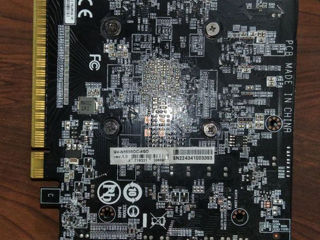 gigabite GTX 1650 foto 2