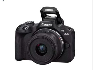 Camera EOS R50 foto 2