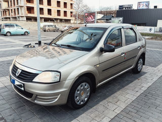 Dacia Logan foto 2