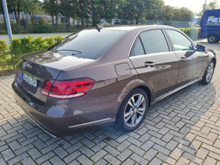 Mercedes E-Class foto 4