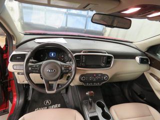 KIA Sorento foto 6