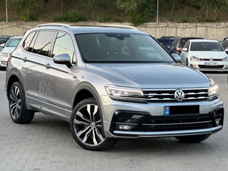 Volkswagen Tiguan foto 1