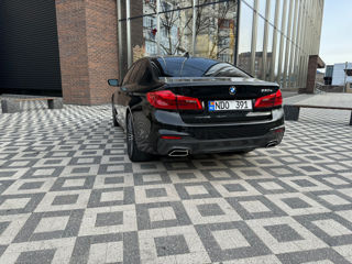 BMW 5 Series foto 6