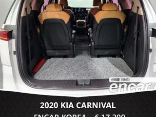 KIA Carnival foto 7