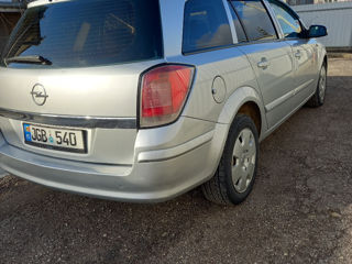 Opel Astra foto 8