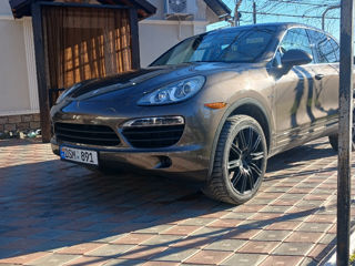 Porsche Cayenne foto 2