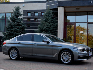 BMW 5 Series foto 2