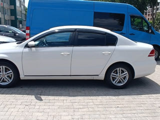 Volkswagen Passat foto 4