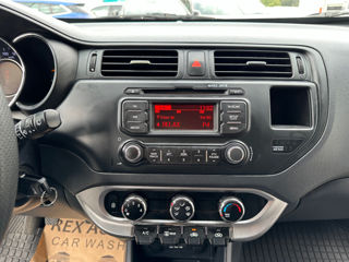 KIA Rio foto 12