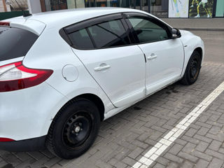 Renault Megane foto 2