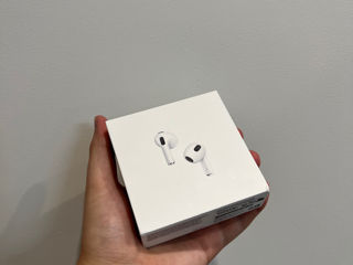 AirPods 3