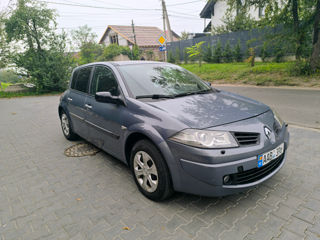 Renault Megane foto 8