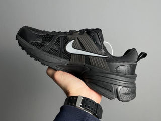 Nike V2K Runtekk Black Unisex 36-45 foto 3