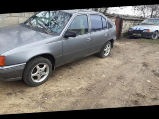 Opel Kadett foto 3