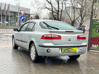 Renault Laguna foto 4