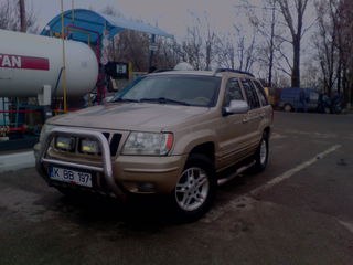 Jeep Grand Cherokee foto 1