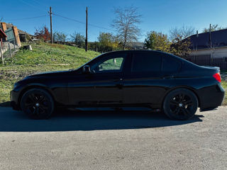 BMW 3 Series foto 2