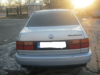 Volkswagen Vento foto 2