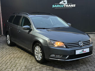 Volkswagen Passat foto 3