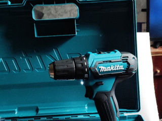 Продам шуруповёрт makita df333dse origina