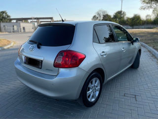 Toyota Auris foto 4