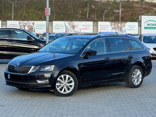 Skoda Octavia foto 3