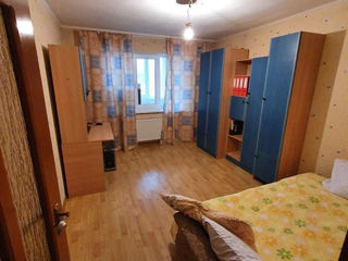 Apartament cu 2 camere, 49 m², Autogara, Bălți foto 2