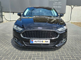 Ford Fusion foto 2