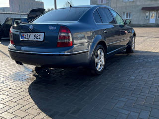 Skoda Superb foto 3