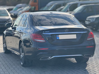 Mercedes E-Class foto 5