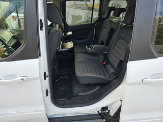 Ford Tourneo Connect foto 6