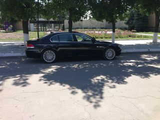 BMW 7 Series foto 7