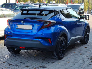 Toyota C-HR foto 3