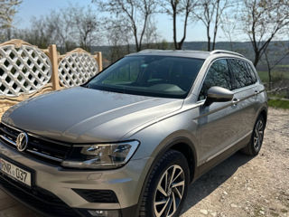 Volkswagen Tiguan foto 3